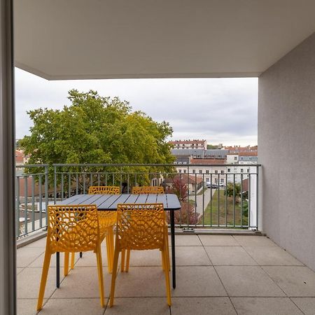 Be My Home - Les Mots Bleus Lyon Exterior foto